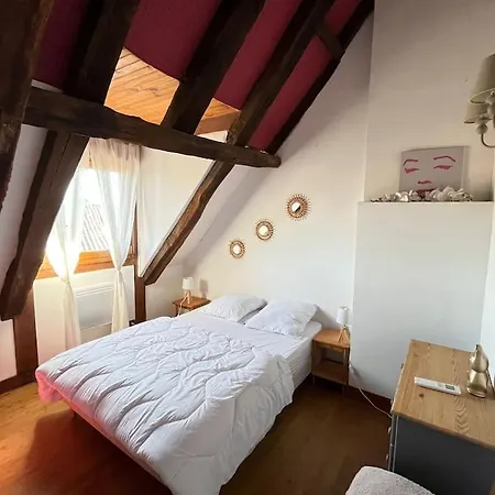 Maison Perigourdine 14 Personnes Avec Piscine * Busserolles