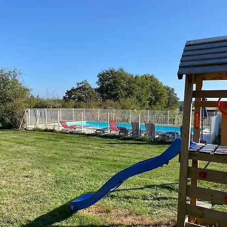 Maison Perigourdine 14 Personnes Avec Piscine