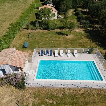 Maison Perigourdine 14 Personnes Avec Piscine Busserolles