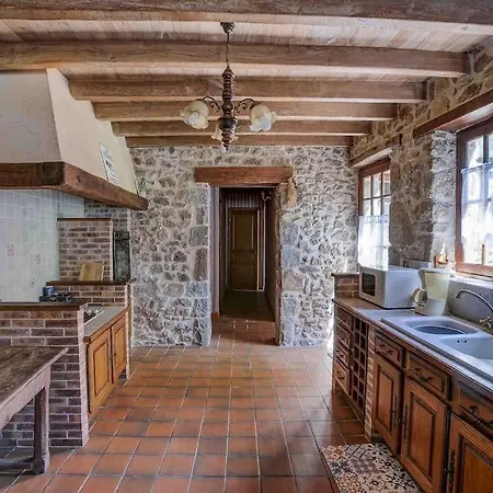 Holiday home Maison Perigourdine 14 Personnes Avec Piscine