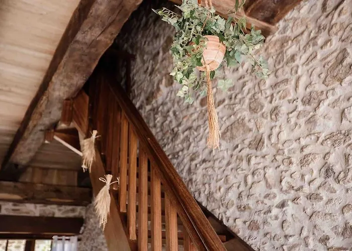 Maison Périgourdine 14 Personnes Avec Piscine * Busserolles